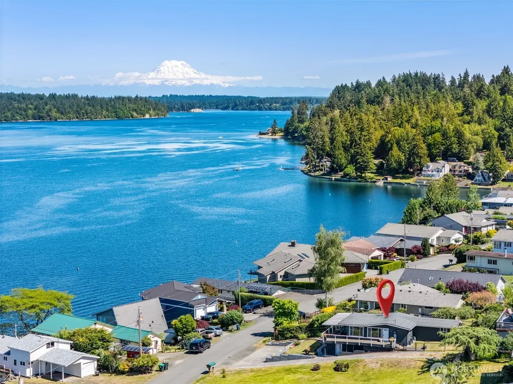 2519 Island Drive NW Olympia WA 98502