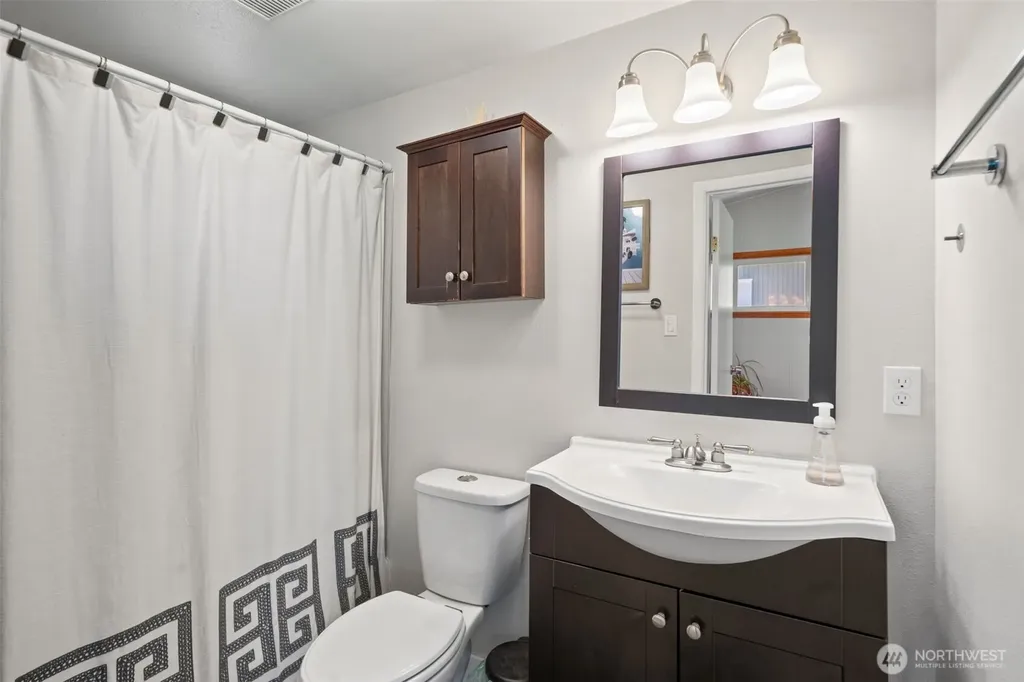 2519 Island Drive NW Olympia WA 98502