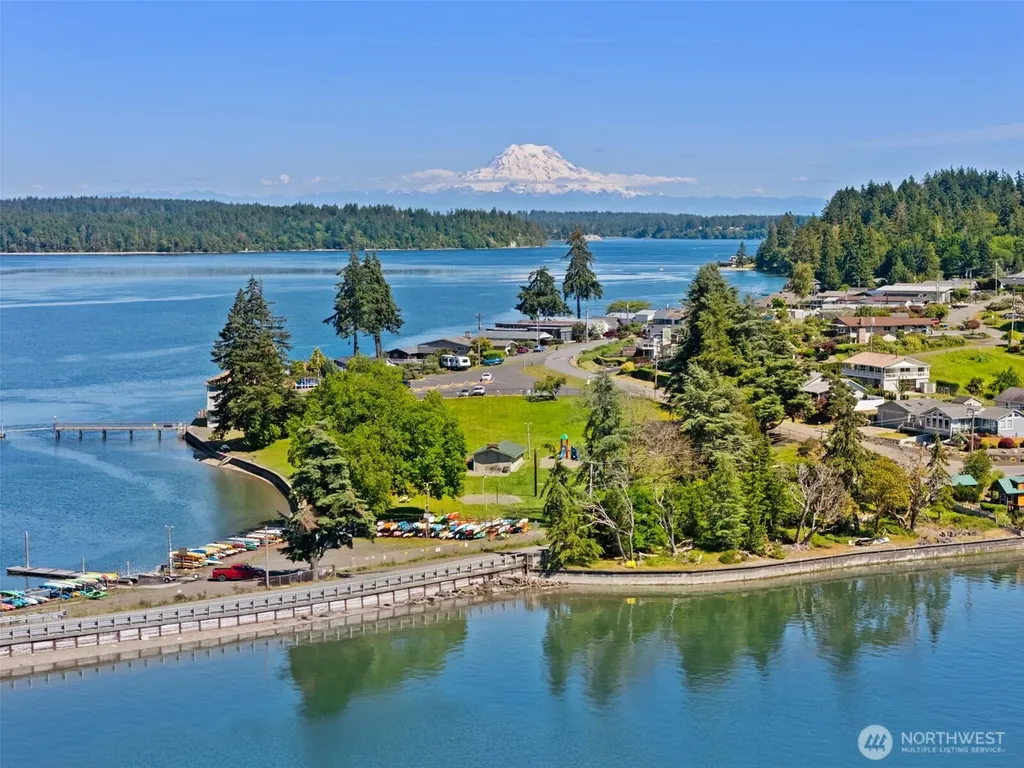 2519 Island Drive NW Olympia WA 98502