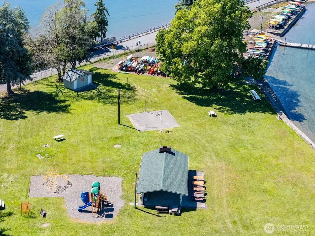 2519 Island Drive NW Olympia WA 98502