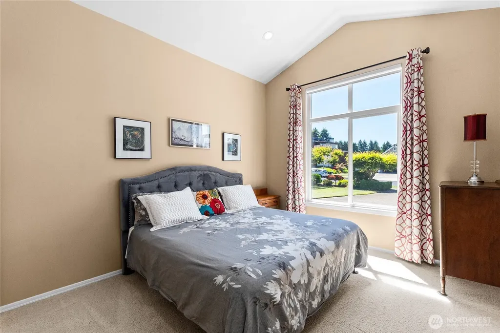 6042 Troon Lane SE Olympia WA 98501