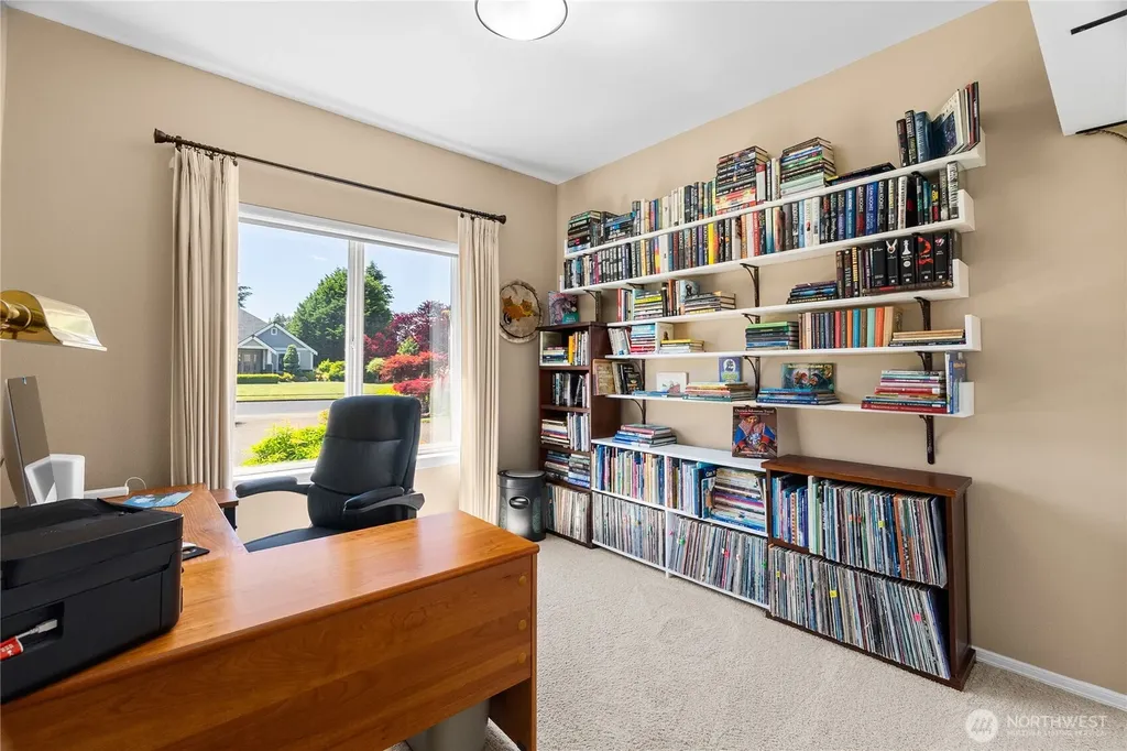 6042 Troon Lane SE Olympia WA 98501