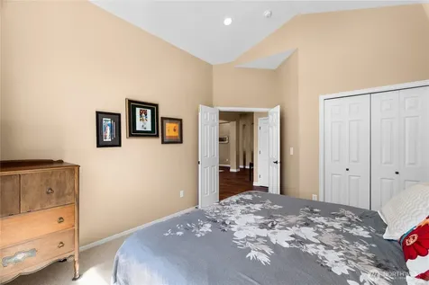 6042 Troon Lane SE Olympia WA 98501