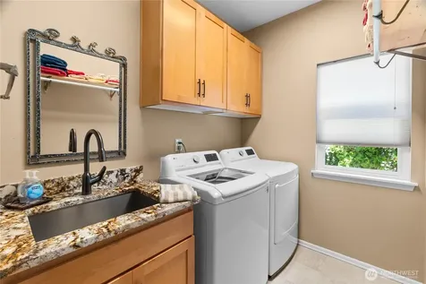 6042 Troon Lane SE Olympia WA 98501