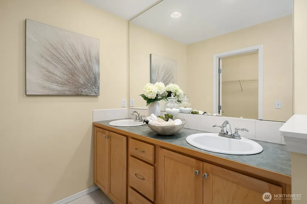 20321 128th Place NE Woodinville WA 98072