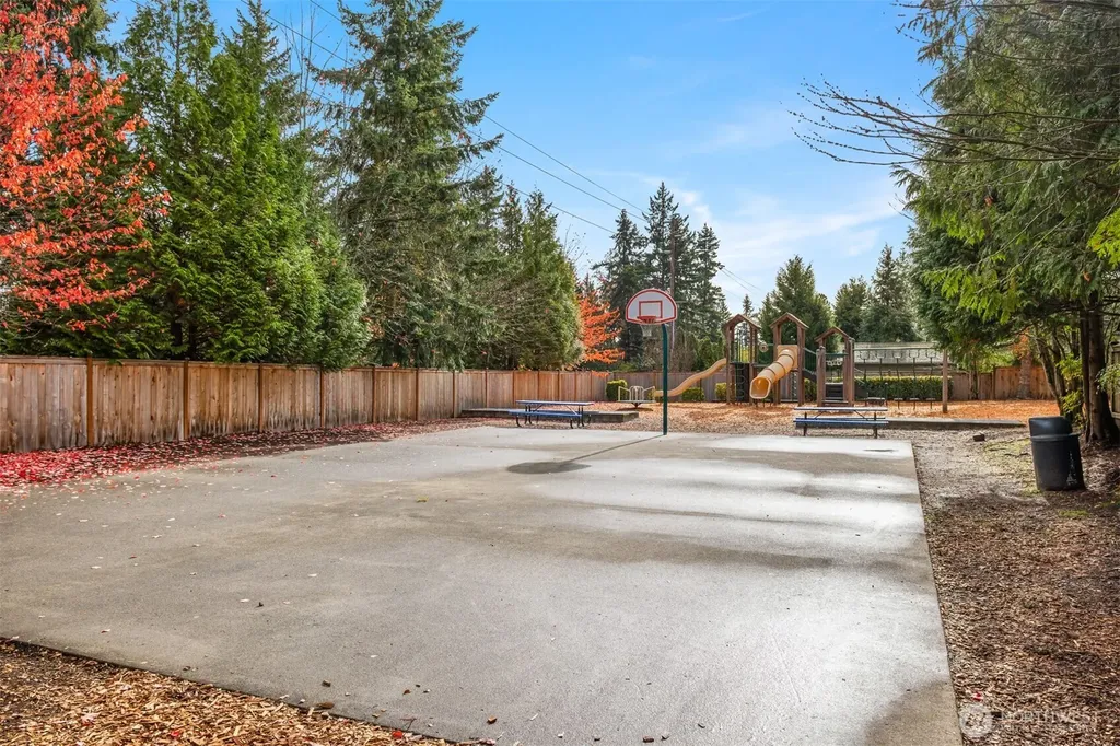 20321 128th Place NE Woodinville WA 98072