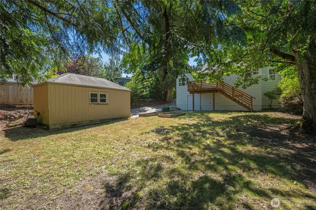 9336 35th Avenue NE Seattle WA 98115