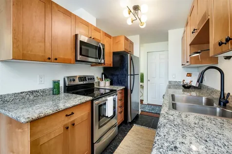 9255 Greenwood Avenue N Seattle WA 98103