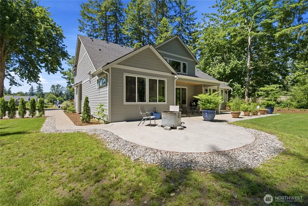 6830 Cavalier Street SW Olympia WA 98512