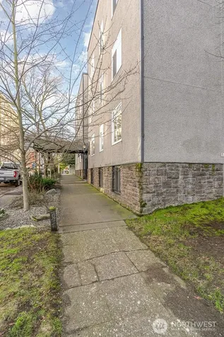 403 Terry Avenue Seattle WA 98104