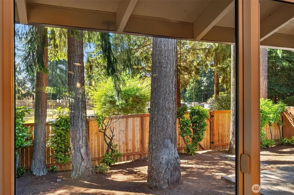 11903 NE 142nd Place Kirkland WA 98034