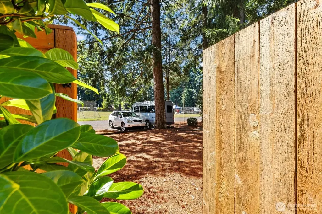 11903 NE 142nd Place Kirkland WA 98034