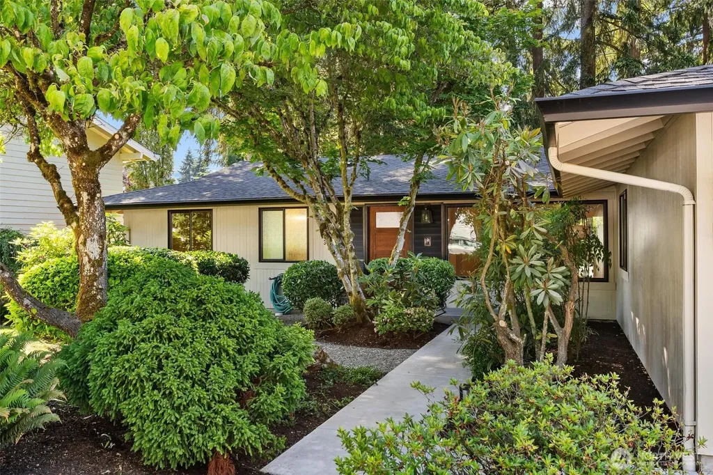 11903 NE 142nd Place Kirkland WA 98034