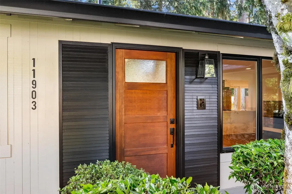 11903 NE 142nd Place Kirkland WA 98034