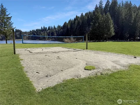 44813 Kla-ha-nei Trail Concrete WA 98237