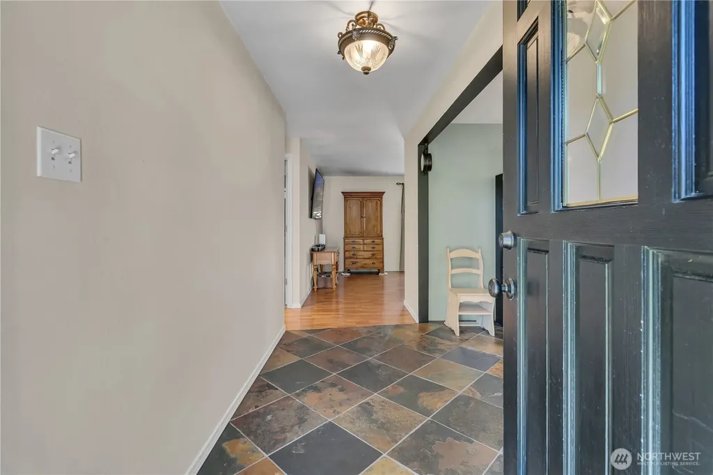 2011 S 292nd Street Federal Way WA 98003