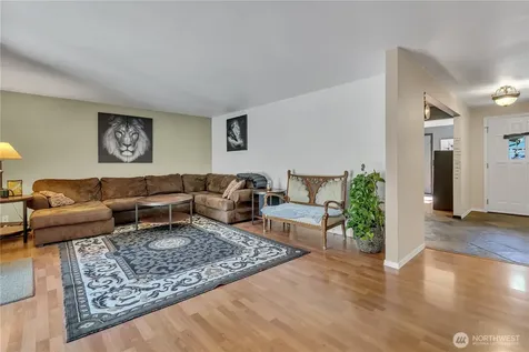 2011 S 292nd Street Federal Way WA 98003