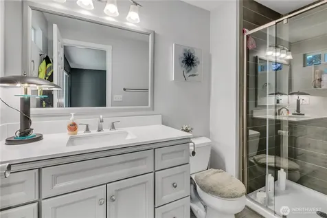 2011 S 292nd Street Federal Way WA 98003