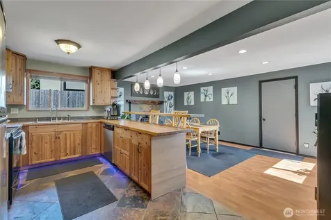 2011 S 292nd Street Federal Way WA 98003