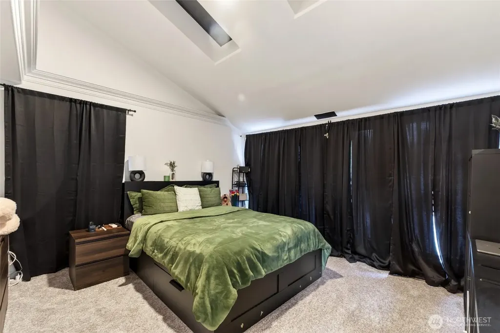 1420 S 359th Street Federal Way WA 98003