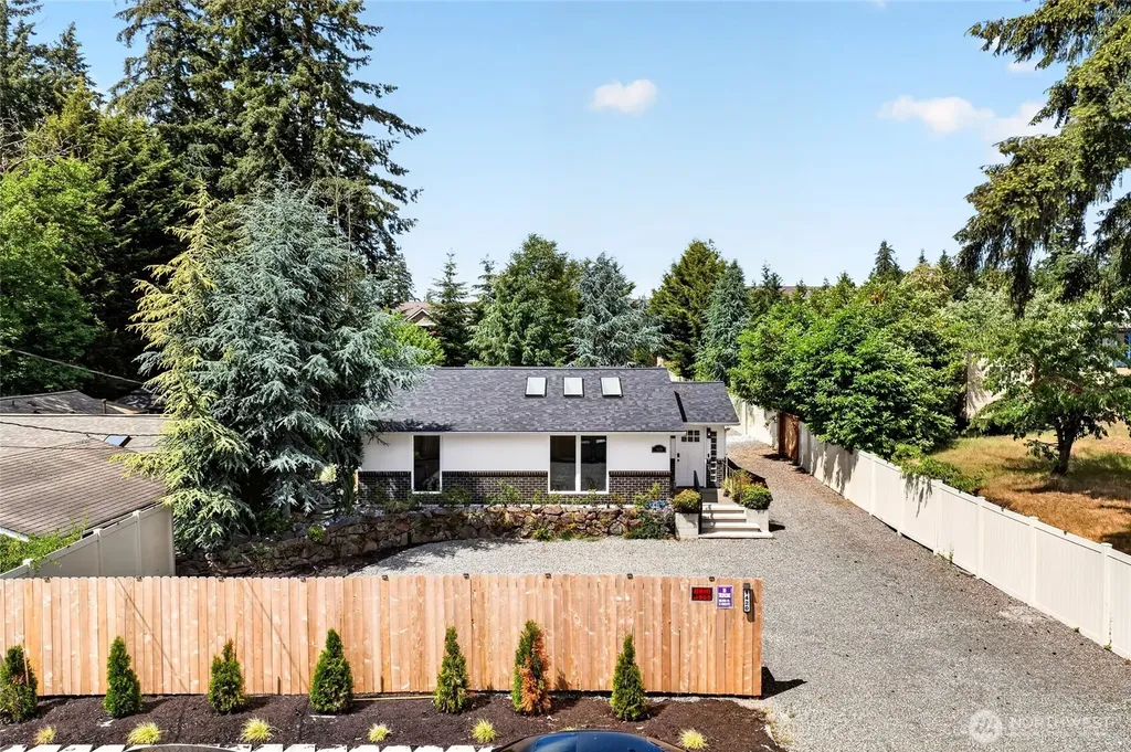 1420 S 359th Street Federal Way WA 98003