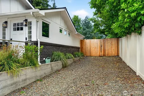 1420 S 359th Street Federal Way WA 98003