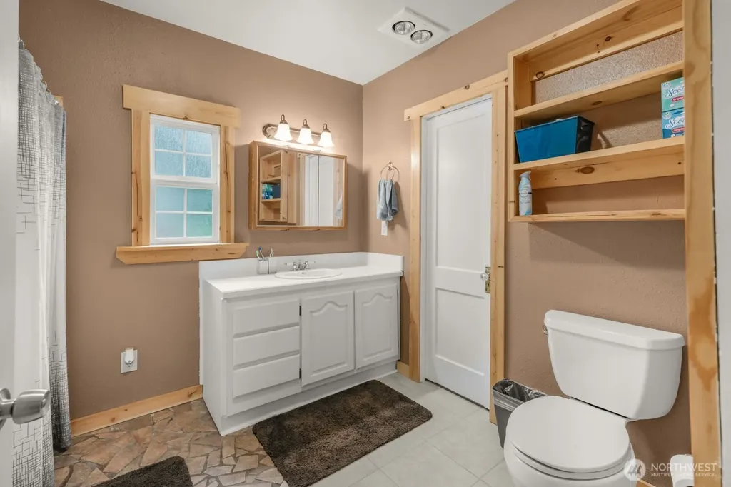 1804 E Terrace Way Kelso WA 98626
