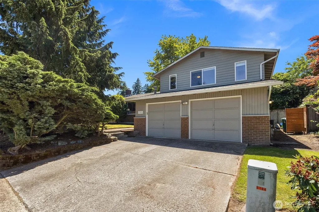 13816 Silver Firs Dr Drive Everett WA 98208