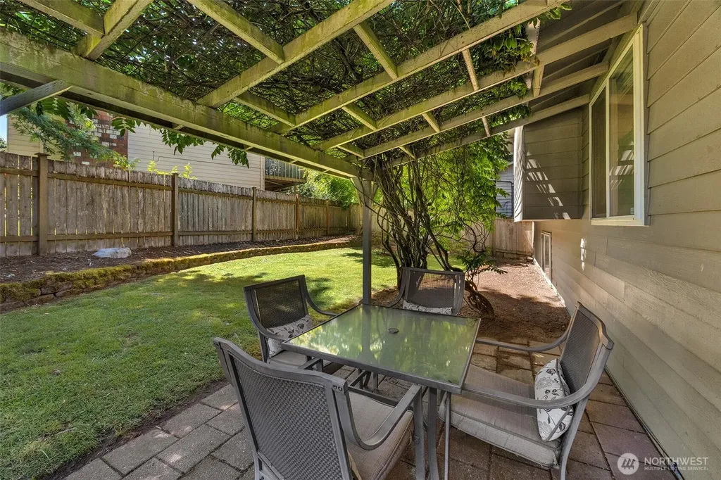 13816 Silver Firs Dr Drive Everett WA 98208