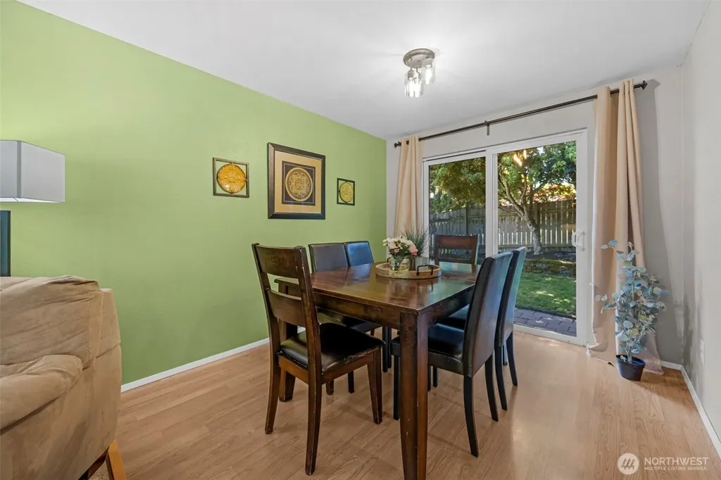 13816 Silver Firs Dr Drive Everett WA 98208