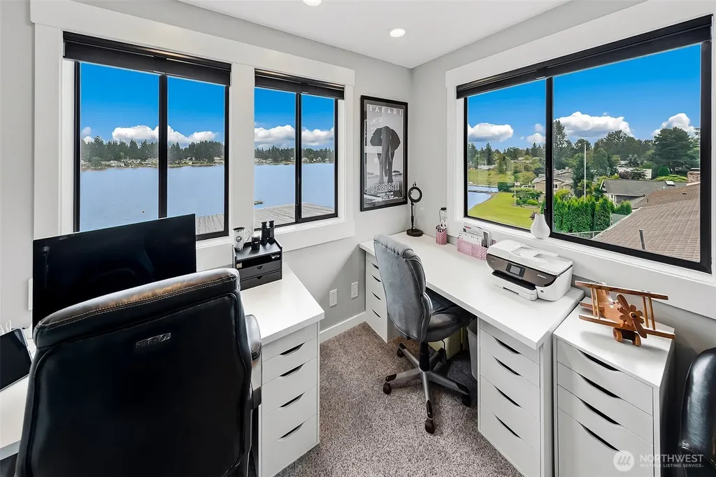 26918 140th Avenue SE Kent WA 98042