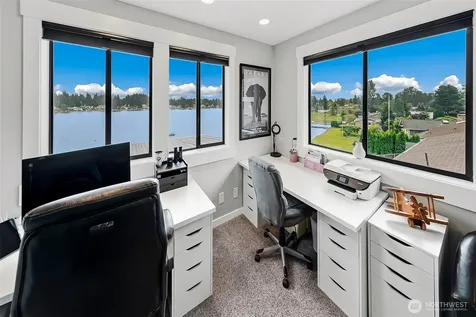 26918 140th Avenue SE Kent WA 98042
