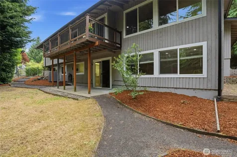 18027 10th Place NE Poulsbo WA 98370