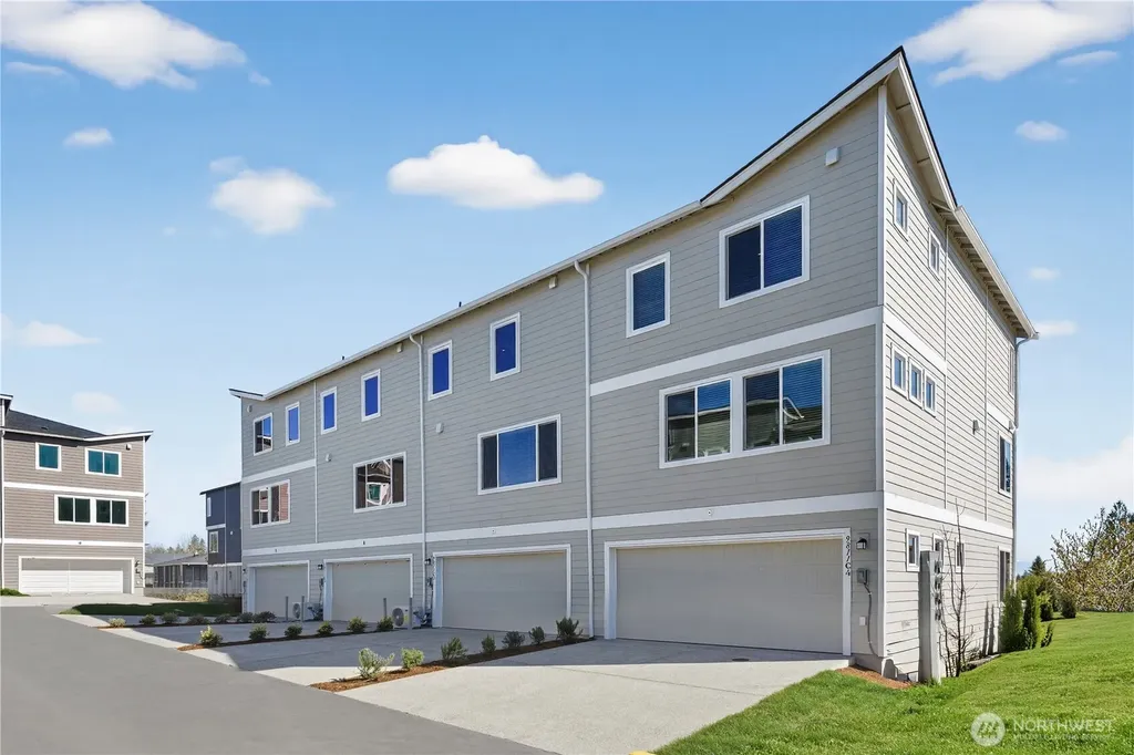 9811 31st Avenue SE Everett WA 98208