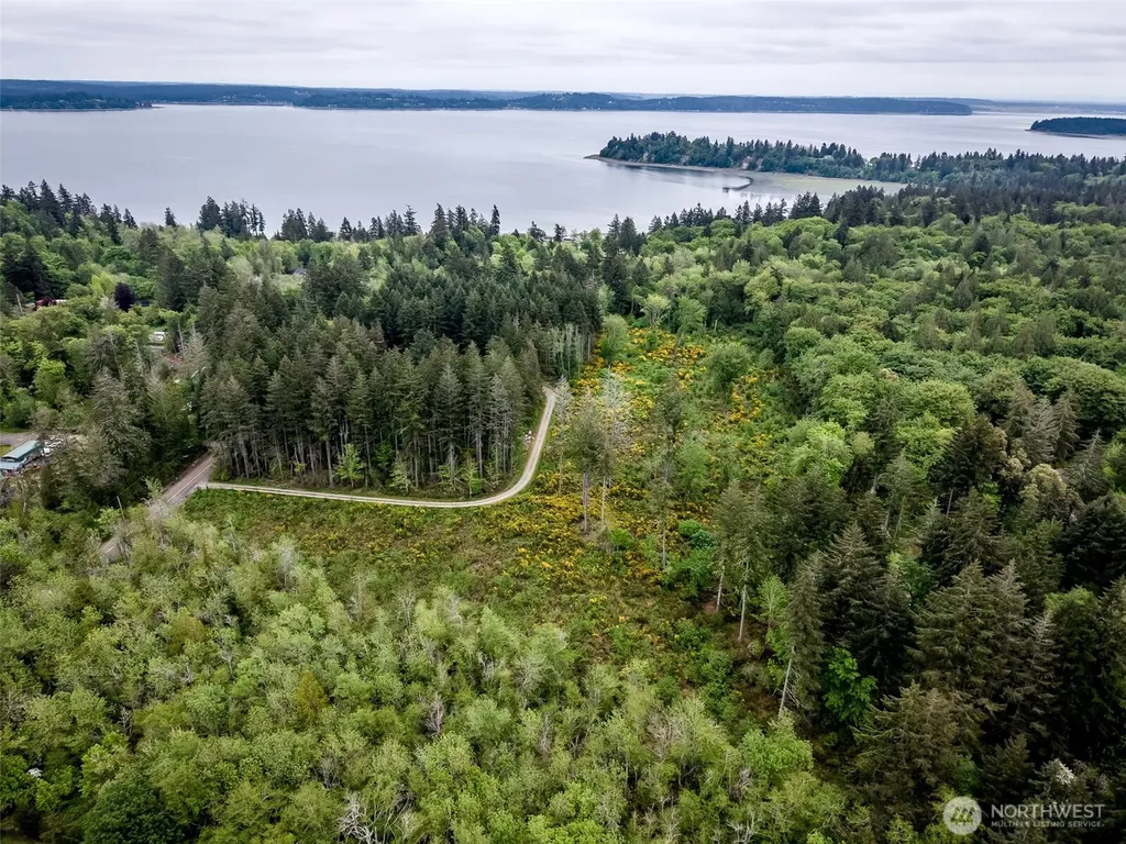24 156th Avenue SW Lakebay WA 98349
