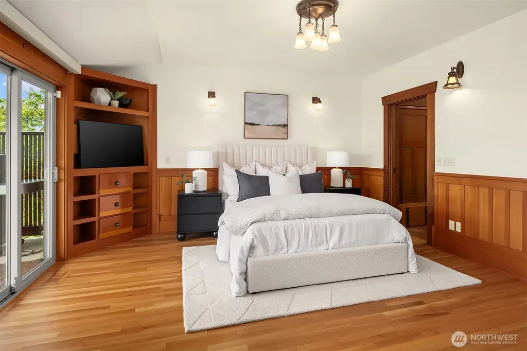 5322 47th Avenue SW Seattle WA 98136