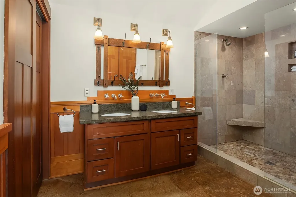 5322 47th Avenue SW Seattle WA 98136