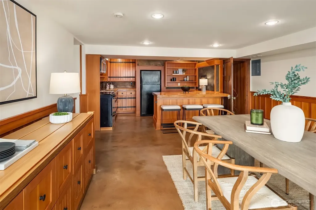 5322 47th Avenue SW Seattle WA 98136
