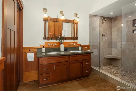 5322 47th Avenue SW Seattle WA 98136