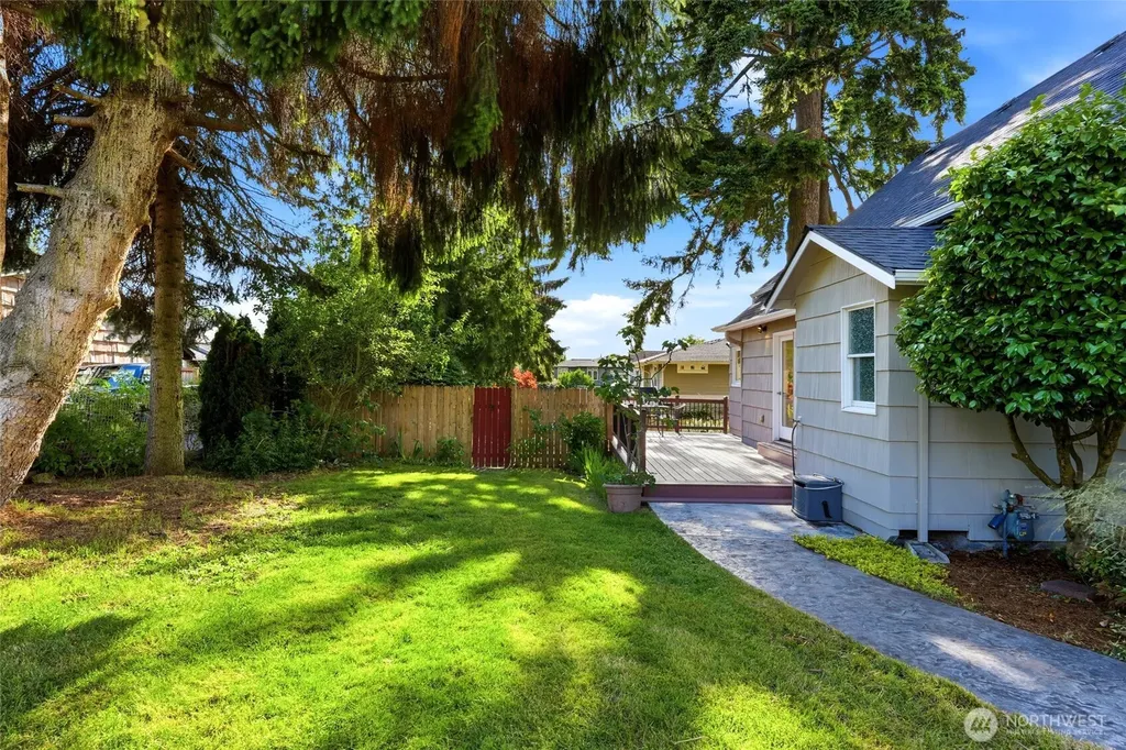 1609 Goat Trail Road Mukilteo WA 98275