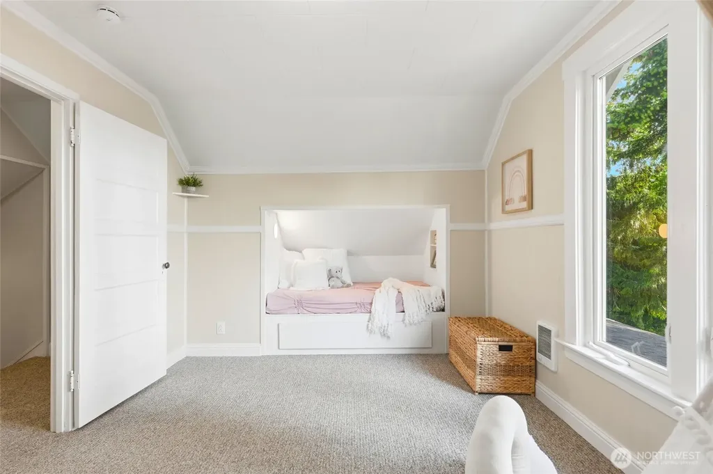 1609 Goat Trail Road Mukilteo WA 98275