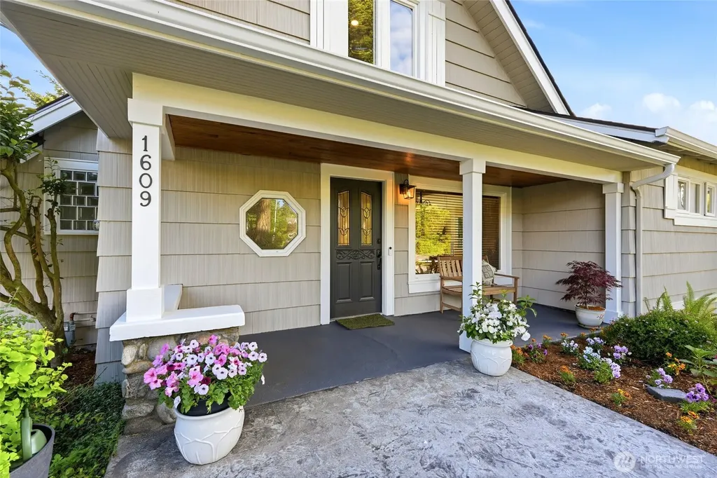 1609 Goat Trail Road Mukilteo WA 98275