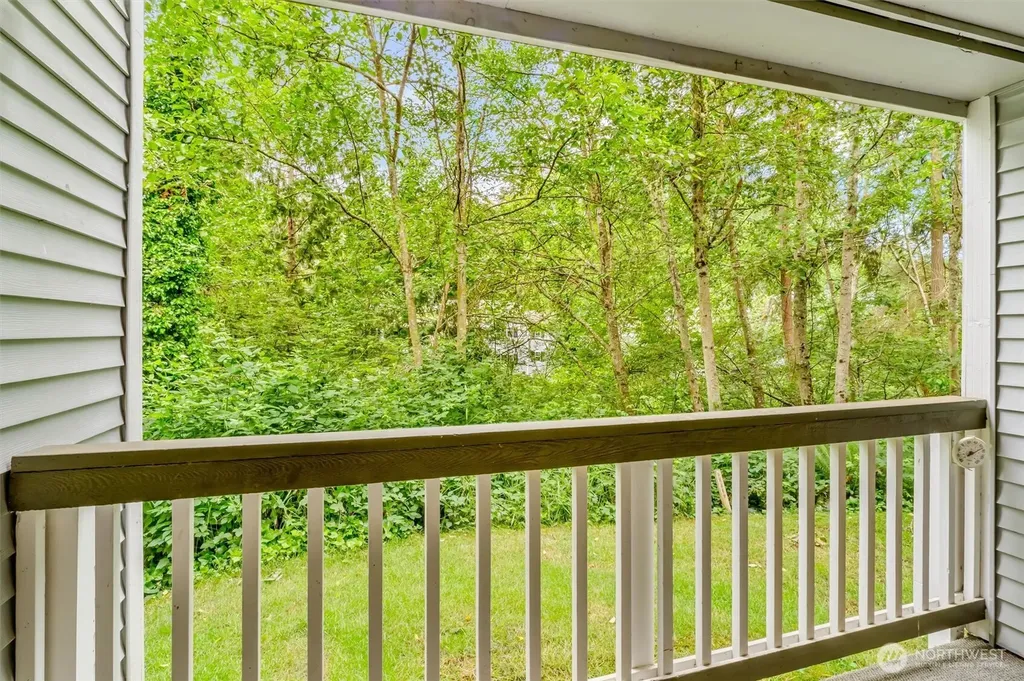 23313 Cedar Way Mountlake Terrace WA 98043