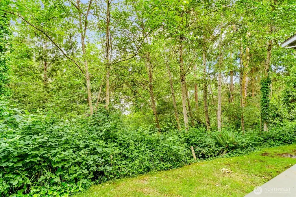 23313 Cedar Way Mountlake Terrace WA 98043