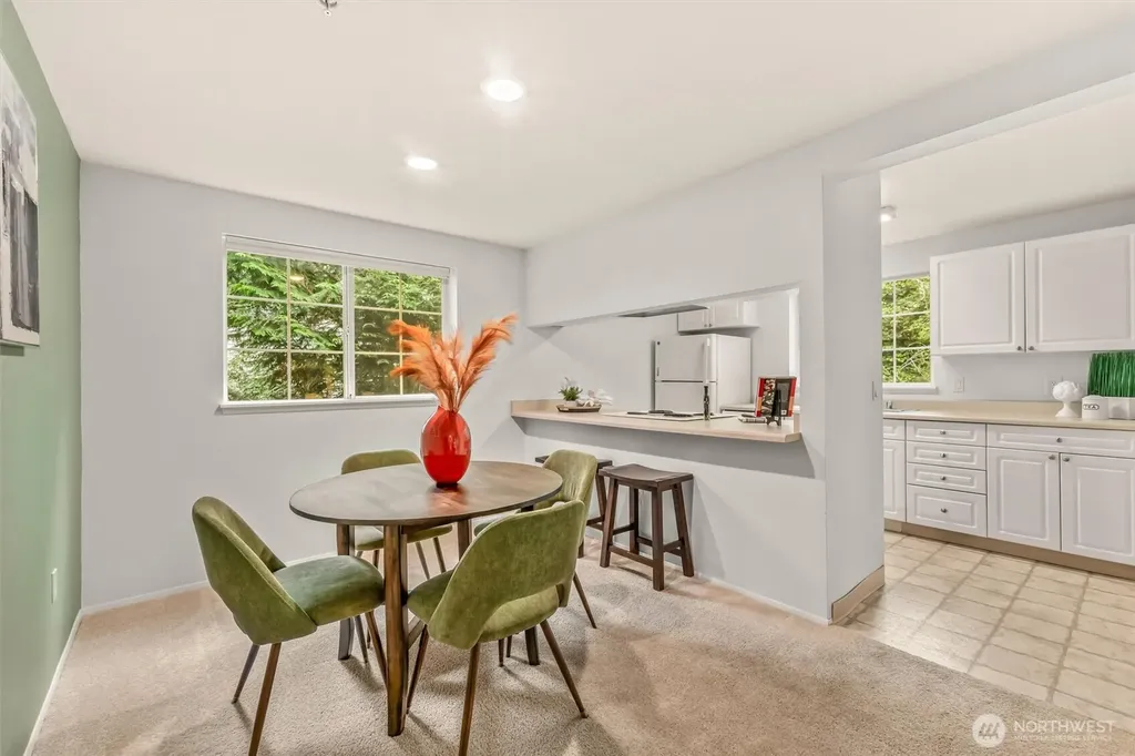 23313 Cedar Way Mountlake Terrace WA 98043