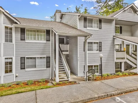 23313 Cedar Way Mountlake Terrace WA 98043