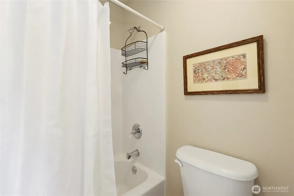 1834 Sakai Village Loop NE Bainbridge Island WA 98110