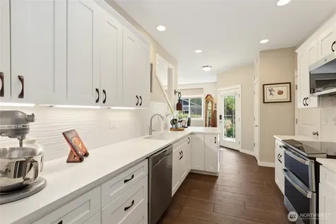 1834 Sakai Village Loop NE Bainbridge Island WA 98110