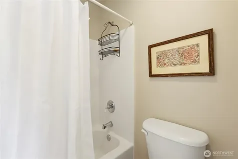 1834 Sakai Village Loop NE Bainbridge Island WA 98110