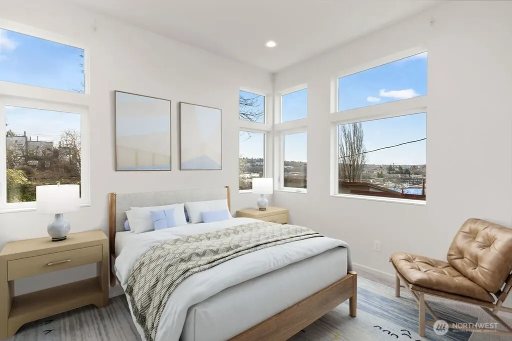 2921 Franklin Avenue E Seattle WA 98102